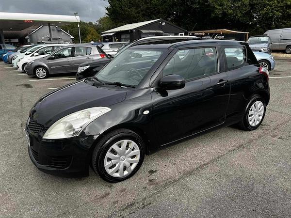 Used Suzuki Swift 2012 for sale - 76204057: Photo 5