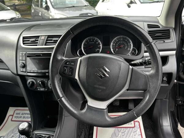 Used Suzuki Swift 2012 for sale - 76204057: Photo 8
