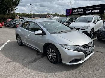 2013 - 1.6 i-DTEC ES-T 5dr
