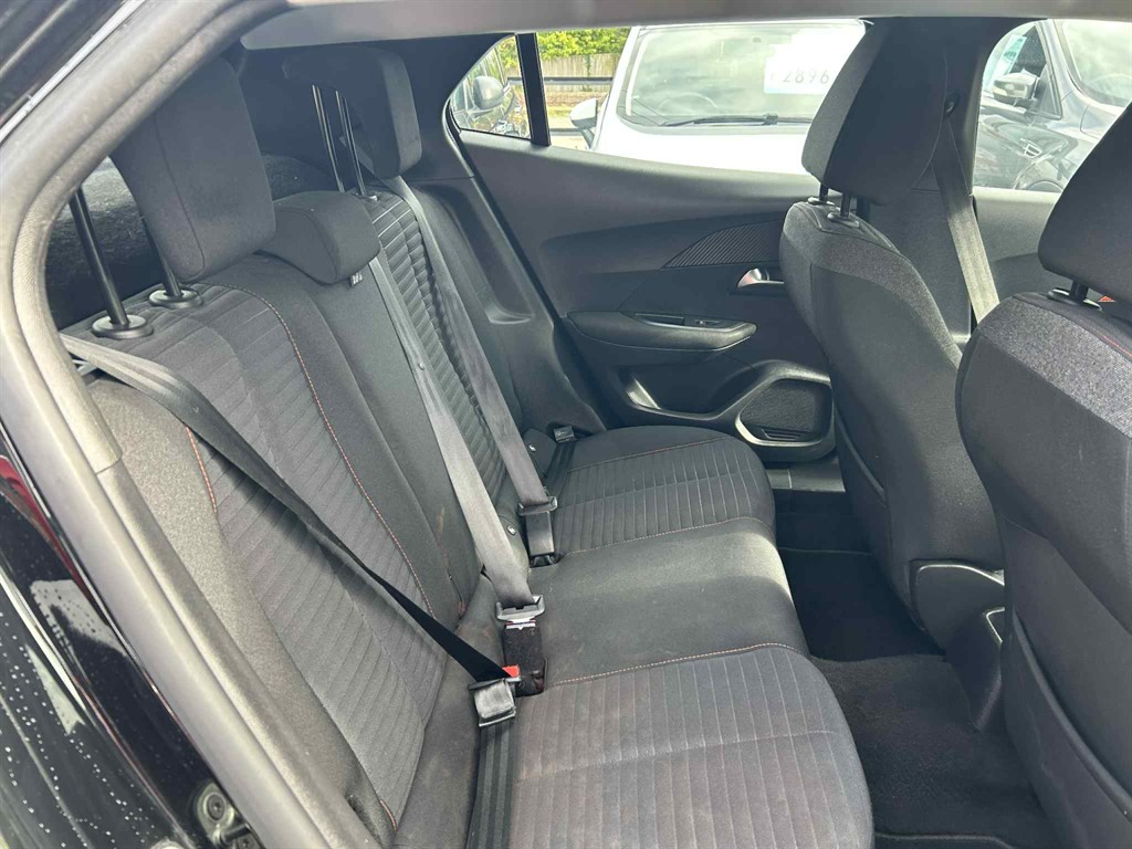 Used Peugeot 2008 2021 for sale - 76652853: Photo 12