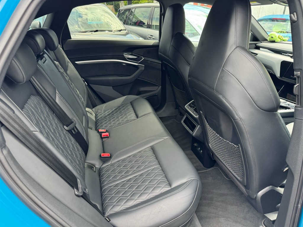 Used Audi e-tron 2021 for sale - 76146327: Photo 13