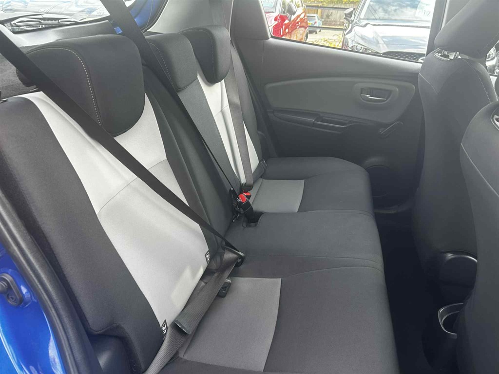 Used Toyota Yaris 2018 for sale - 76344225: Photo 12