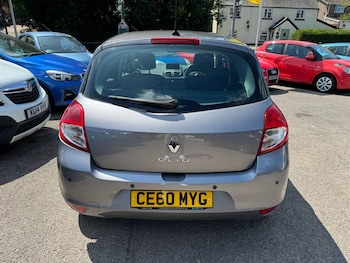 Used Renault Clio 2010 for sale - 75570154: Photo