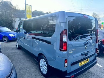 Used Renault Trafic 2020 for sale - 76640636: Photo