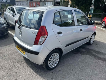 Used Hyundai i10 2010 for sale - 75514848: Photo