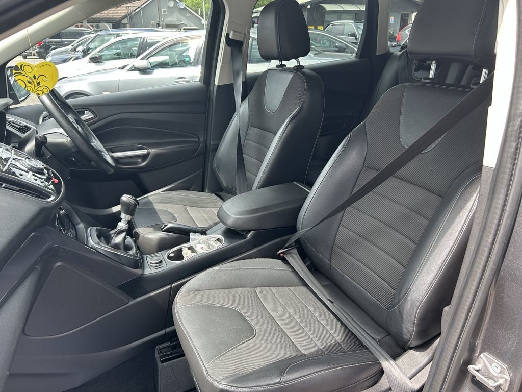 Used Ford Kuga 2014 for sale - 76862012: Photo 19