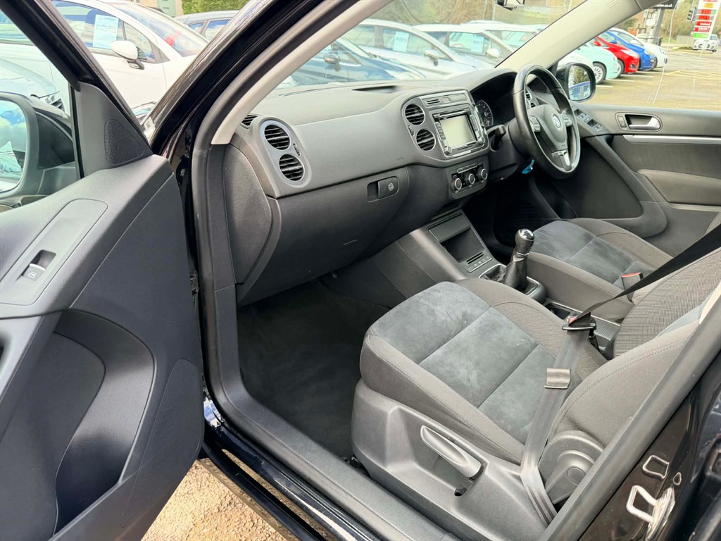 Used Volkswagen Tiguan 2011 for sale - 77556994: Photo 15
