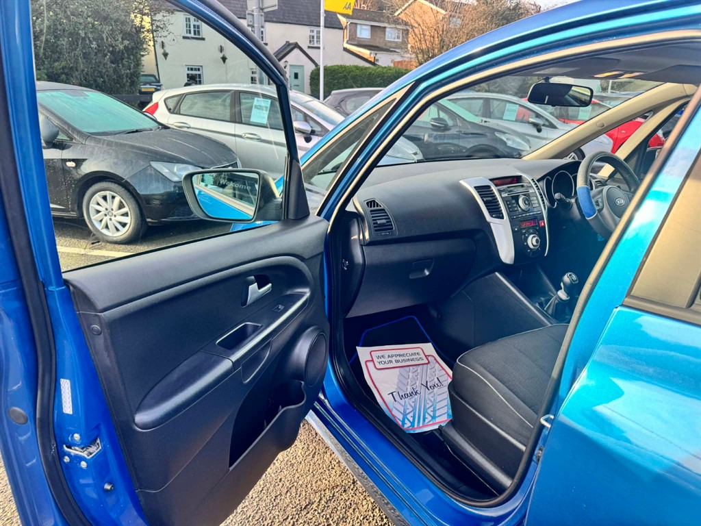 Used Kia Venga 2011 for sale - 76766595: Photo 18