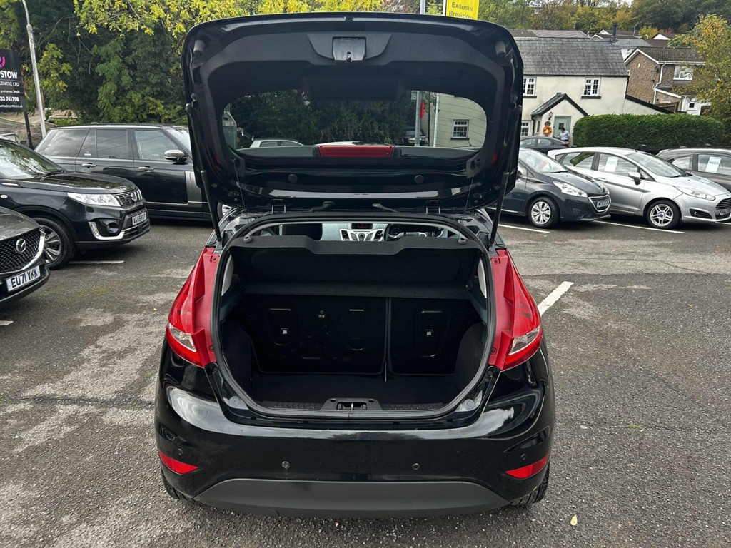 Used Ford Fiesta 2009 for sale - 77965516: Photo 14