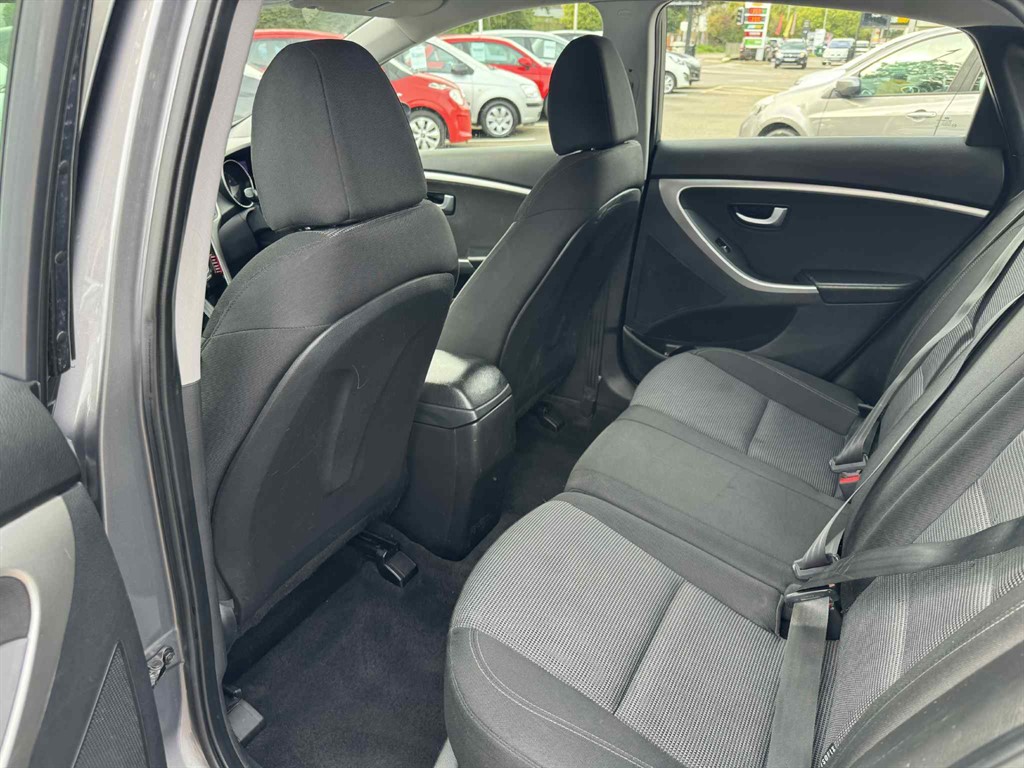 Used Hyundai i30 2013 for sale - 75910710: Photo 14