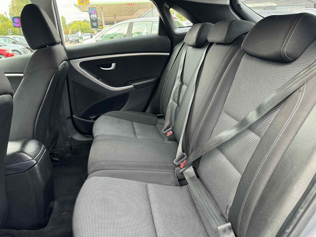 Used Hyundai i30 2013 for sale - 75910710: Photo 15