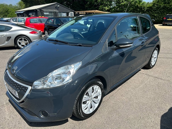 Used Peugeot 208 2015 for sale - 75570662: Photo 5