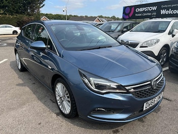 Vauxhall - Astra