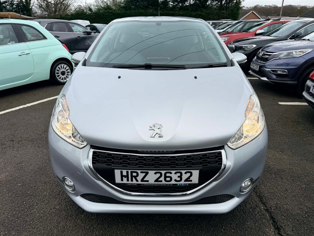 Used Peugeot 208 2014 for sale - 77563453: Photo 6
