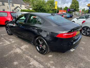 Used Jaguar XE 2018 for sale - 74745397: Photo