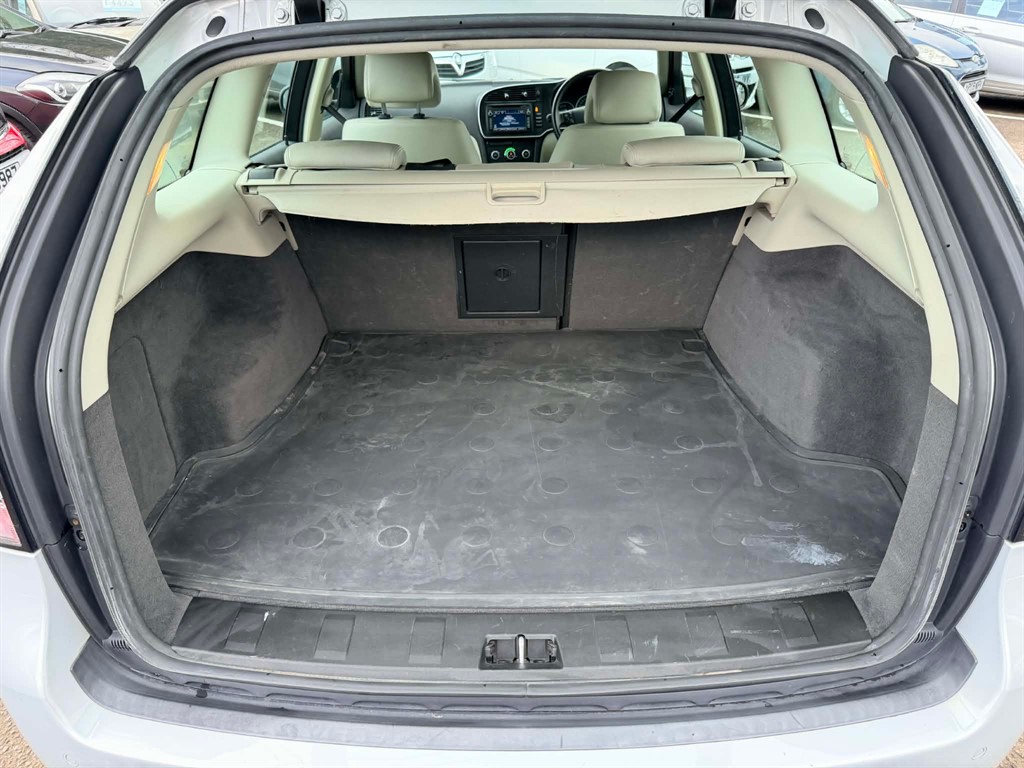 Used Saab 9-3 2010 for sale - 77588858: Photo 13