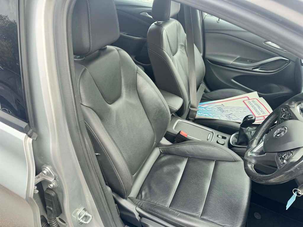Used Vauxhall Astra 2017 for sale - 76615930: Photo 12