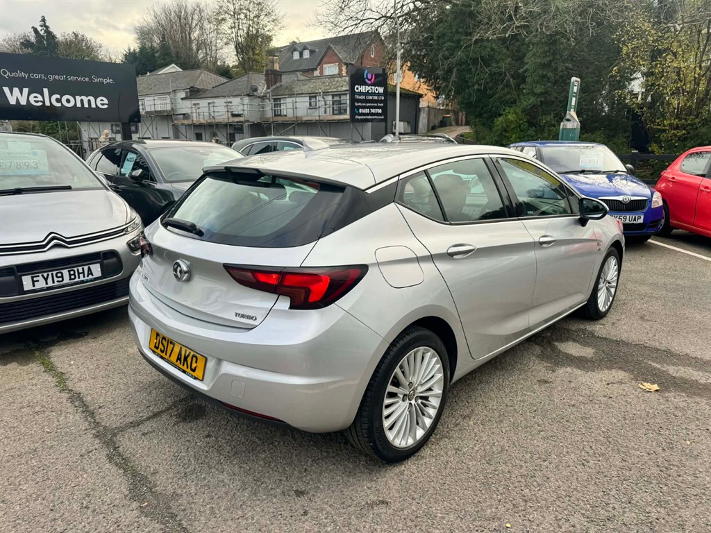 Used Vauxhall Astra 2017 for sale - 76615930: Photo 2