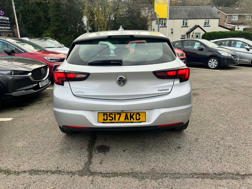 Used Vauxhall Astra 2017 for sale - 76615930: Photo 3