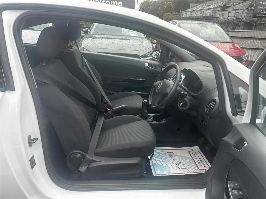 Used Vauxhall Corsa 2012 for sale - 76339060: Photo 8