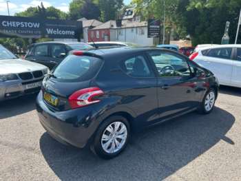 Used Peugeot 208 2015 for sale - 74707074: Photo