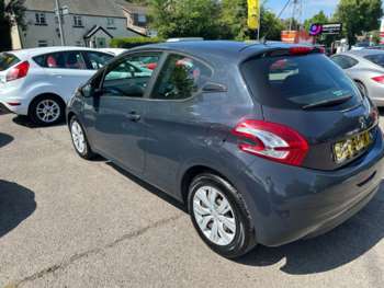 Used Peugeot 208 2015 for sale - 74707074: Photo