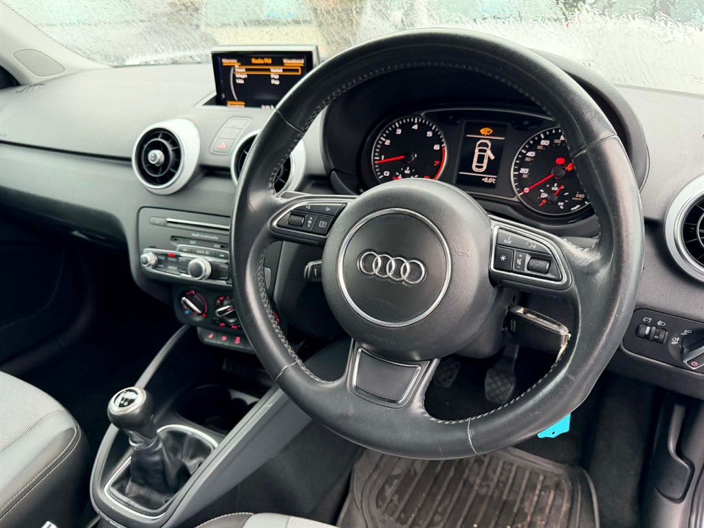 Used Audi A1 2015 for sale - 77556988: Photo 10