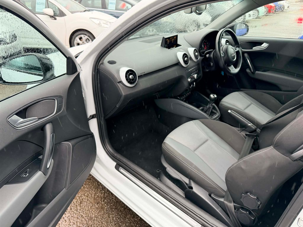 Used Audi A1 2015 for sale - 77556988: Photo 14