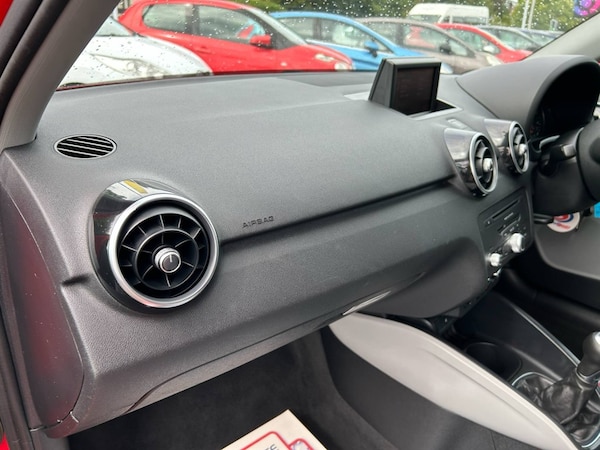 Used Audi A1 2010 for sale - 75570015: Photo 16