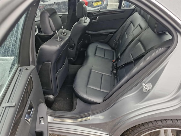 Used Mercedes-Benz E-Class 2010 for sale - 75570275: Photo 15