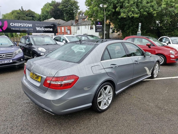Used Mercedes-Benz E-Class 2010 for sale - 75570275: Photo 2