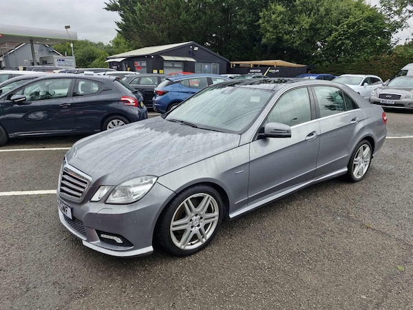 Used Mercedes-Benz E-Class 2010 for sale - 75570275: Photo 5