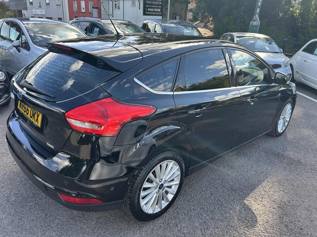 Used Ford Focus 2016 for sale - 76008451: Photo 2