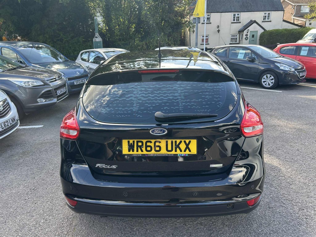 Used Ford Focus 2016 for sale - 76008451: Photo 3