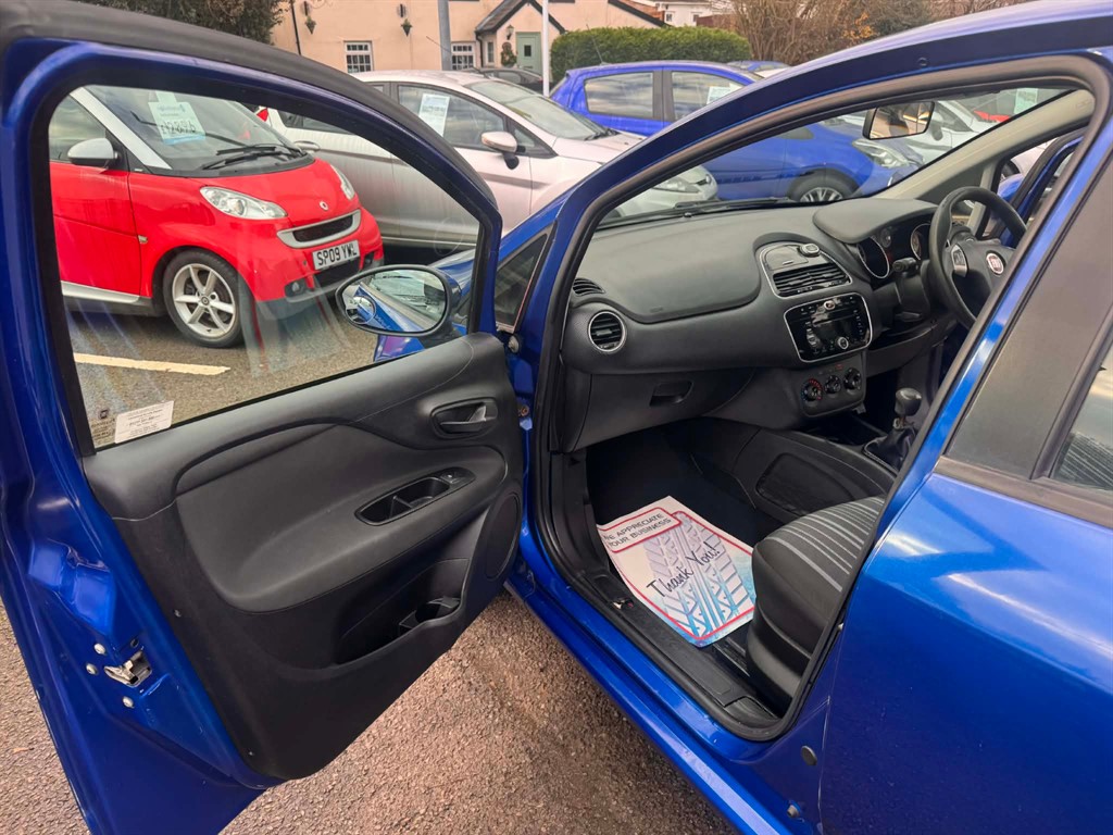 Used Fiat Punto Evo 2011 for sale - 76827014: Photo 18