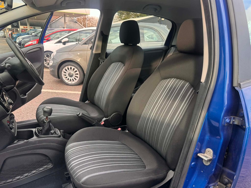 Used Fiat Punto Evo 2011 for sale - 76827014: Photo 20