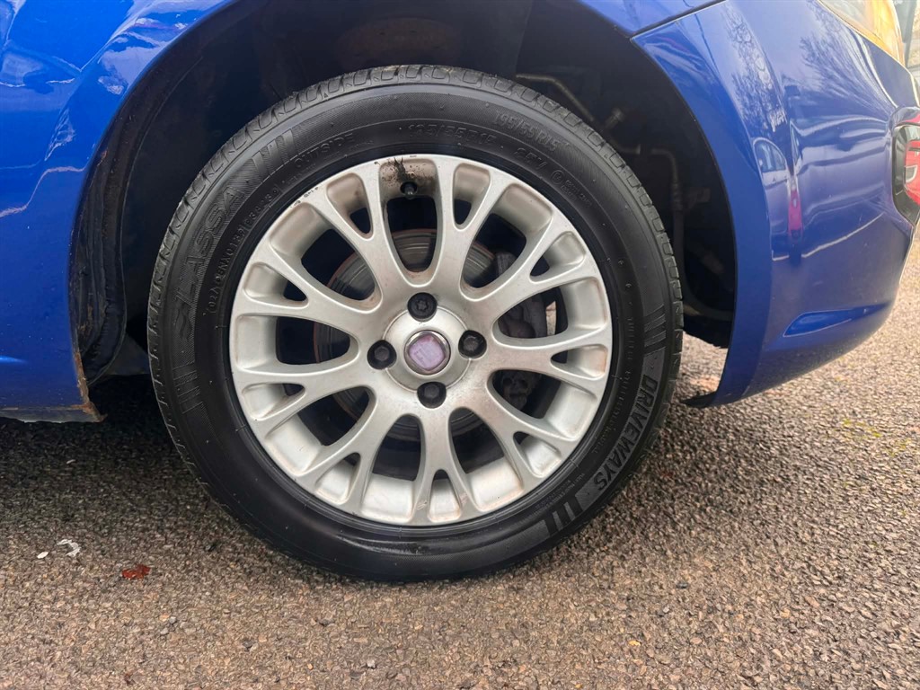 Used Fiat Punto Evo 2011 for sale - 76827014: Photo 8