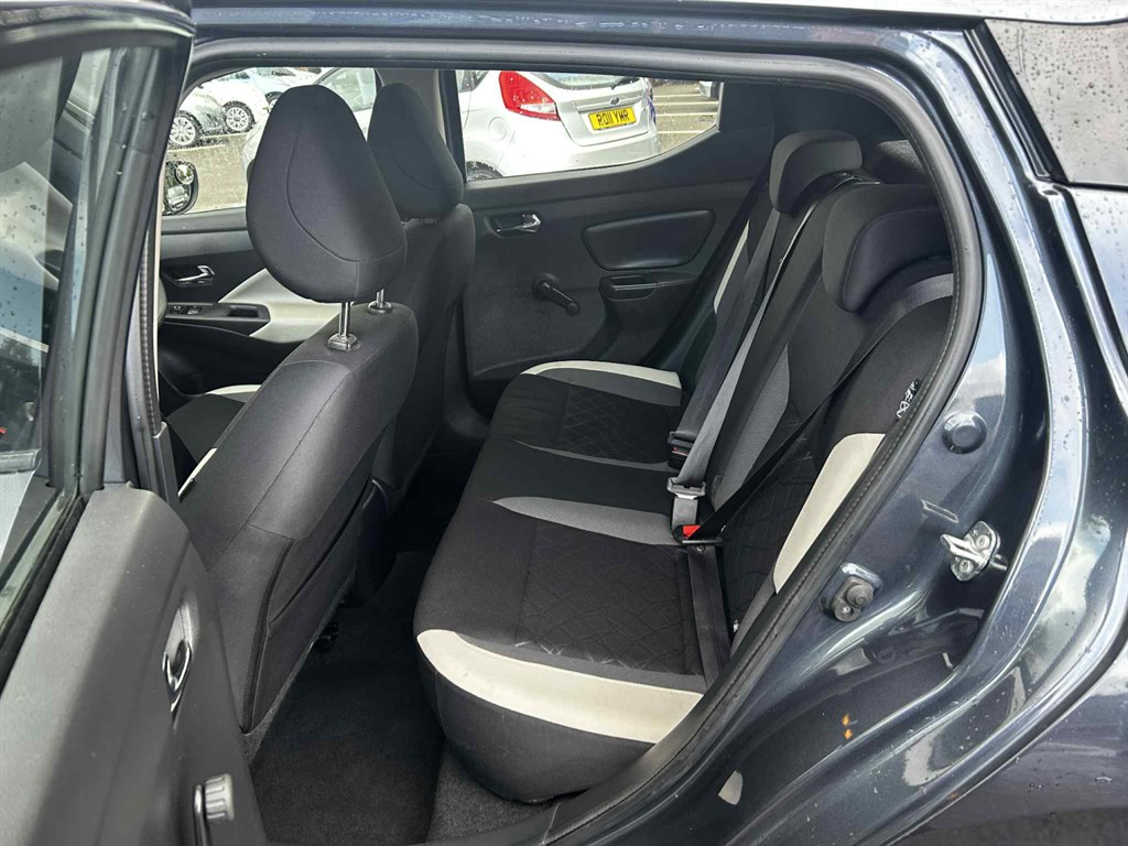 Used Nissan Micra 2017 for sale - 76366689: Photo 14