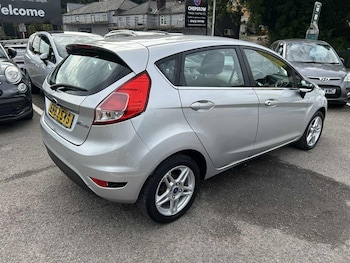 Used Ford Fiesta 2013 for sale - 76079552: Photo 2
