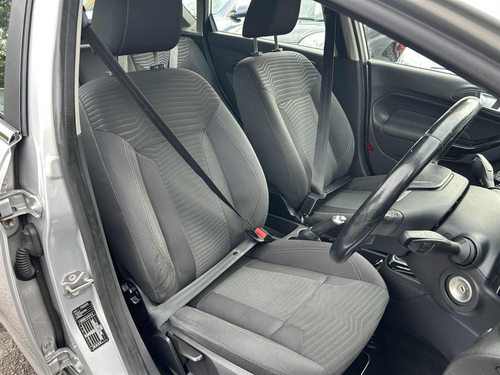 Used Ford Fiesta 2013 for sale - 76079552: Photo 9