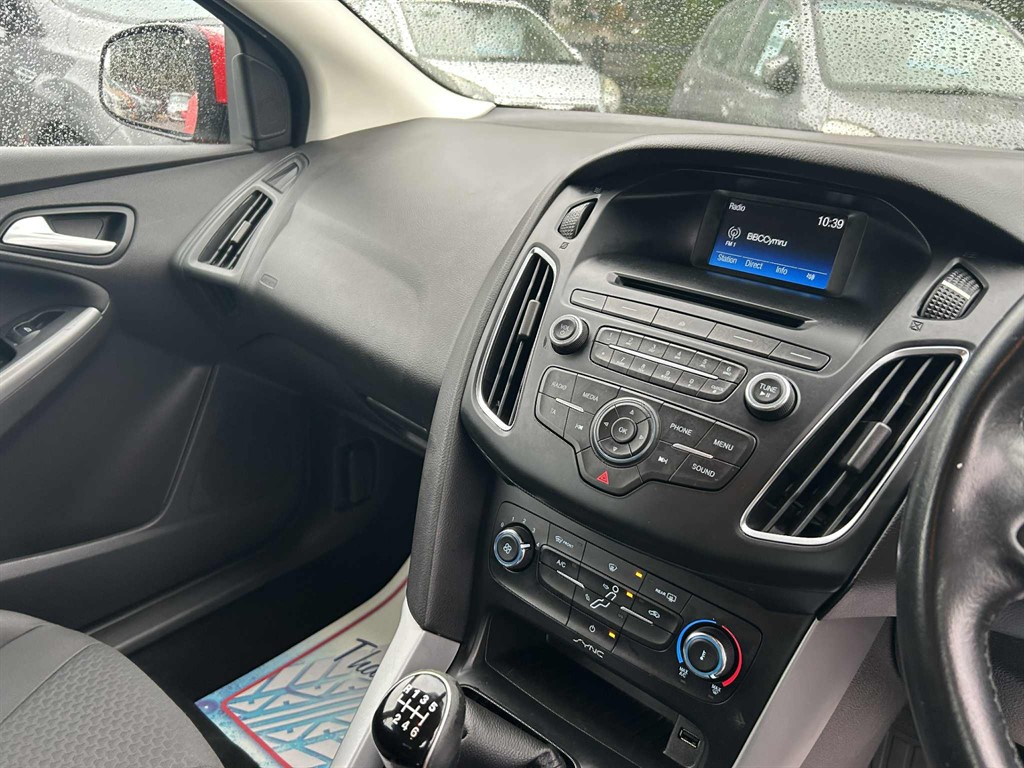 Used Ford Focus 2015 for sale - 76146304: Photo 10