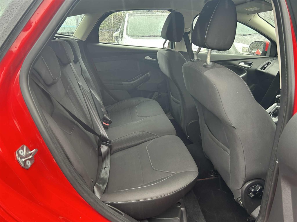 Used Ford Focus 2015 for sale - 76146304: Photo 12