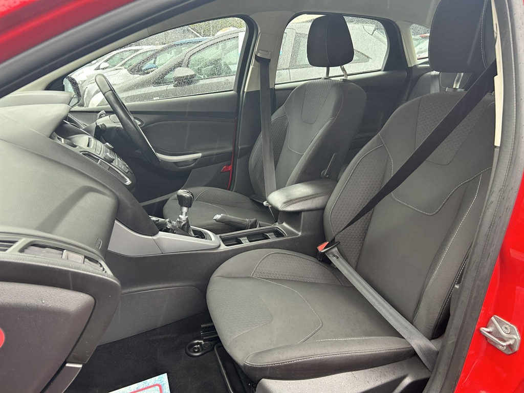 Used Ford Focus 2015 for sale - 76146304: Photo 19