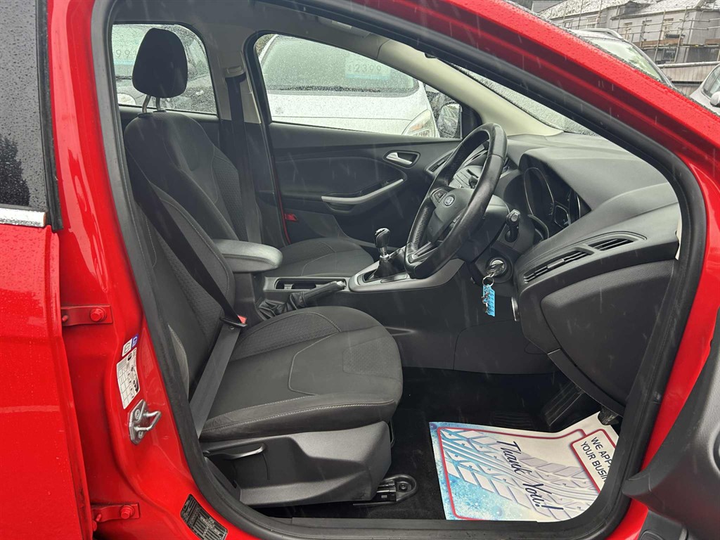 Used Ford Focus 2015 for sale - 76146304: Photo 8