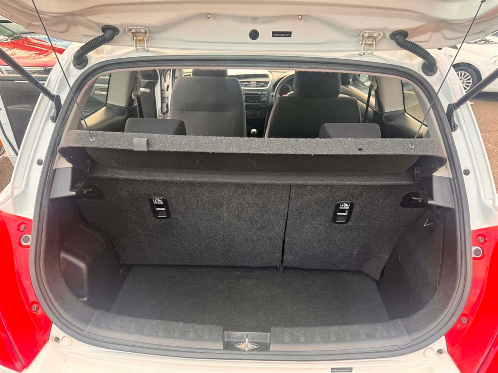 Used Suzuki Swift 2013 for sale - 77261953: Photo 13