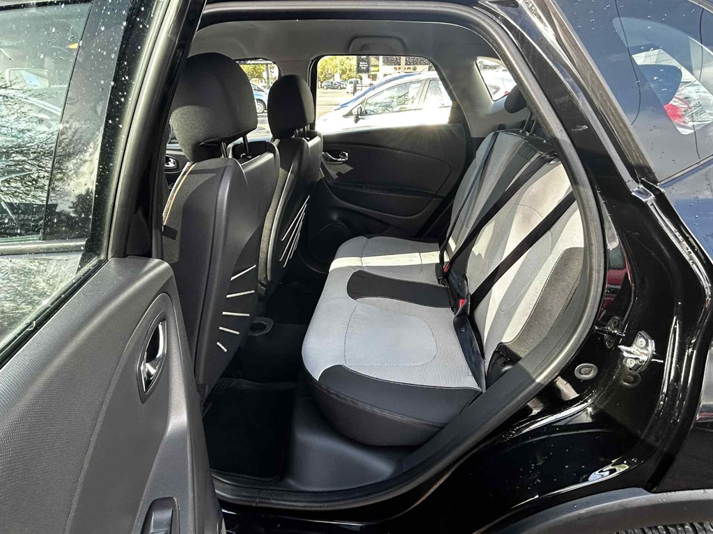 Used Renault Captur 2013 for sale - 76355323: Photo 13