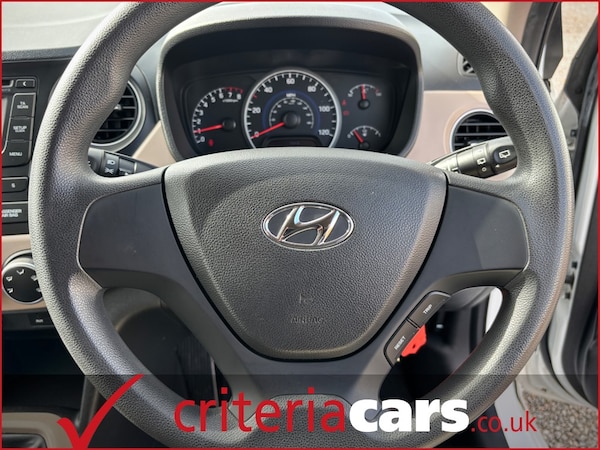 Used Hyundai i10 2015 for sale - 75570612: Photo 38
