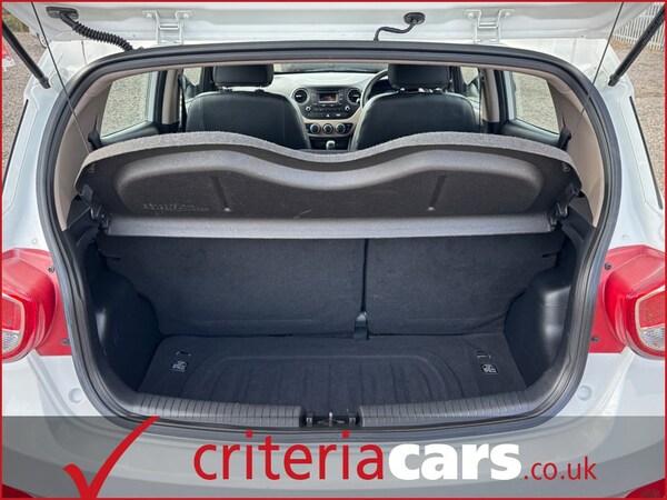 Used Hyundai i10 2015 for sale - 75570612: Photo 52