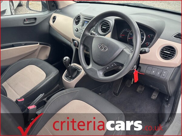 Used Hyundai i10 2015 for sale - 75570612: Photo 9