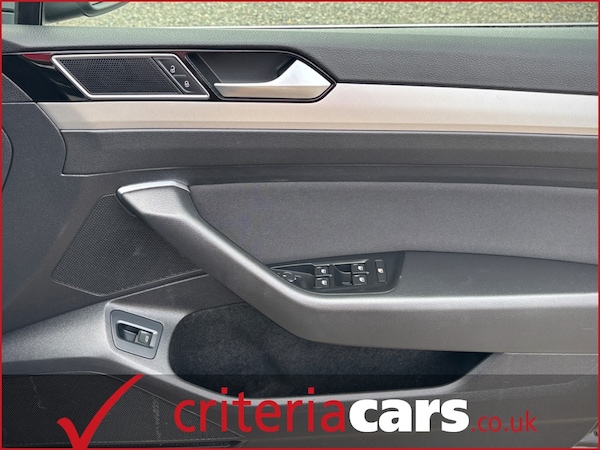 Used Volkswagen Passat 2018 for sale - 75571417: Photo 37